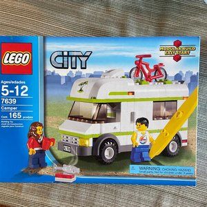 Lego City Set 7639, Camper